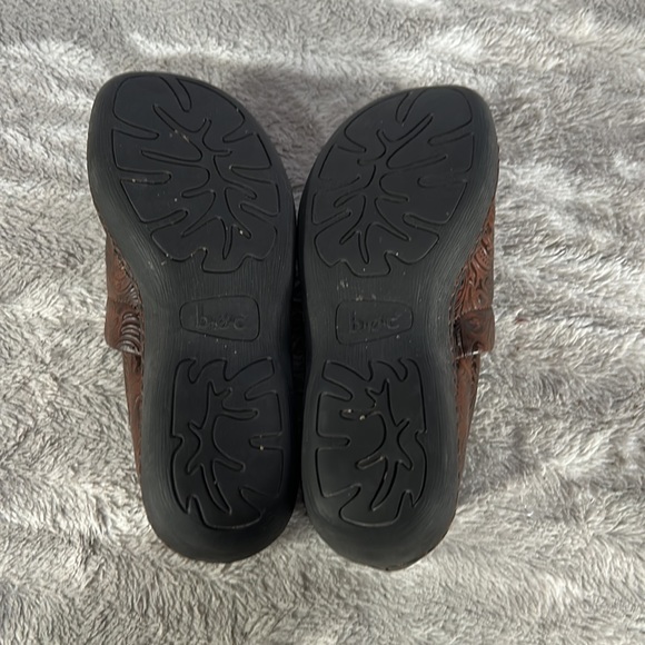 BOC Embossed Peggy Brown Vegan Leather Slip On clog sz 7.5 - Picture 7 of 10